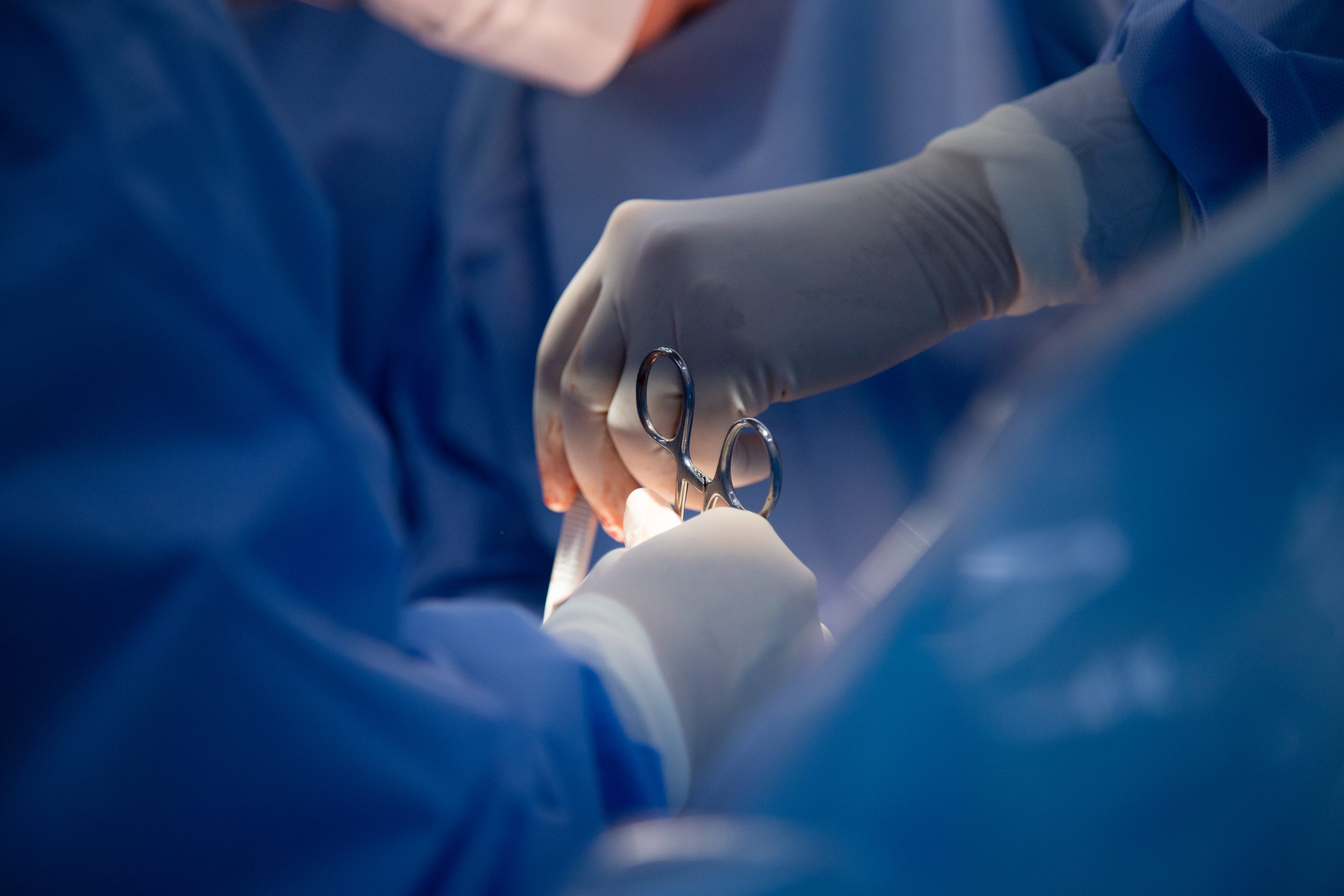 Operación de fimosis frenillo o circuncisión Viamed Salud